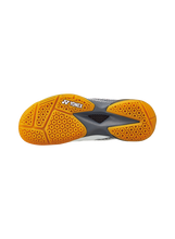 Load image into Gallery viewer, Power Cushion 65 Z2 Yonex Badminton Shoe - White/Orange